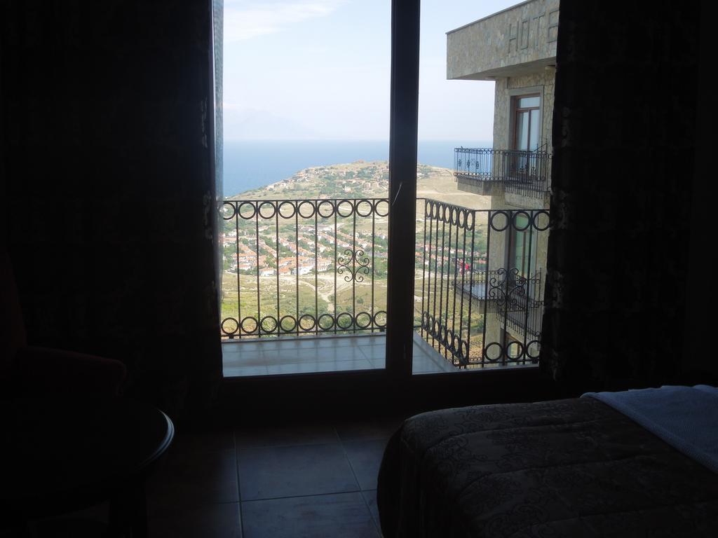 Masi Hotel İmroz Quarto foto